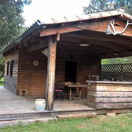 Les Terres De L'arcanel Hébergement de vacances *